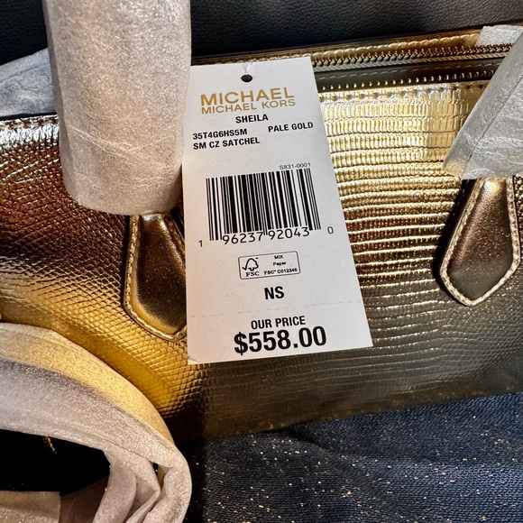 Michael Kors Gold Satchel with Luxurious Metallic Finish - Picture 12 of 13